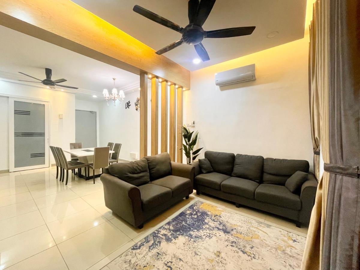 Sofiamuslim Homestay Putrajaya- Near Alamanda Mall & Federal Government Administrative Centre Kompleks Abcdef Ngoại thất bức ảnh